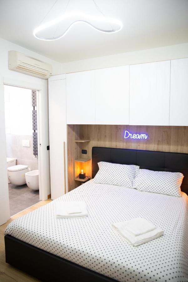 Sweet House Meda Apartment Milan Bagian luar foto