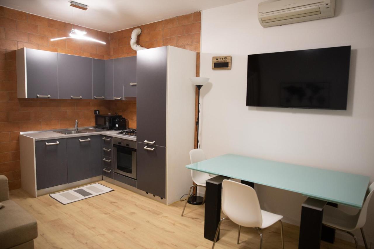 Sweet House Meda Apartment Milan Bagian luar foto