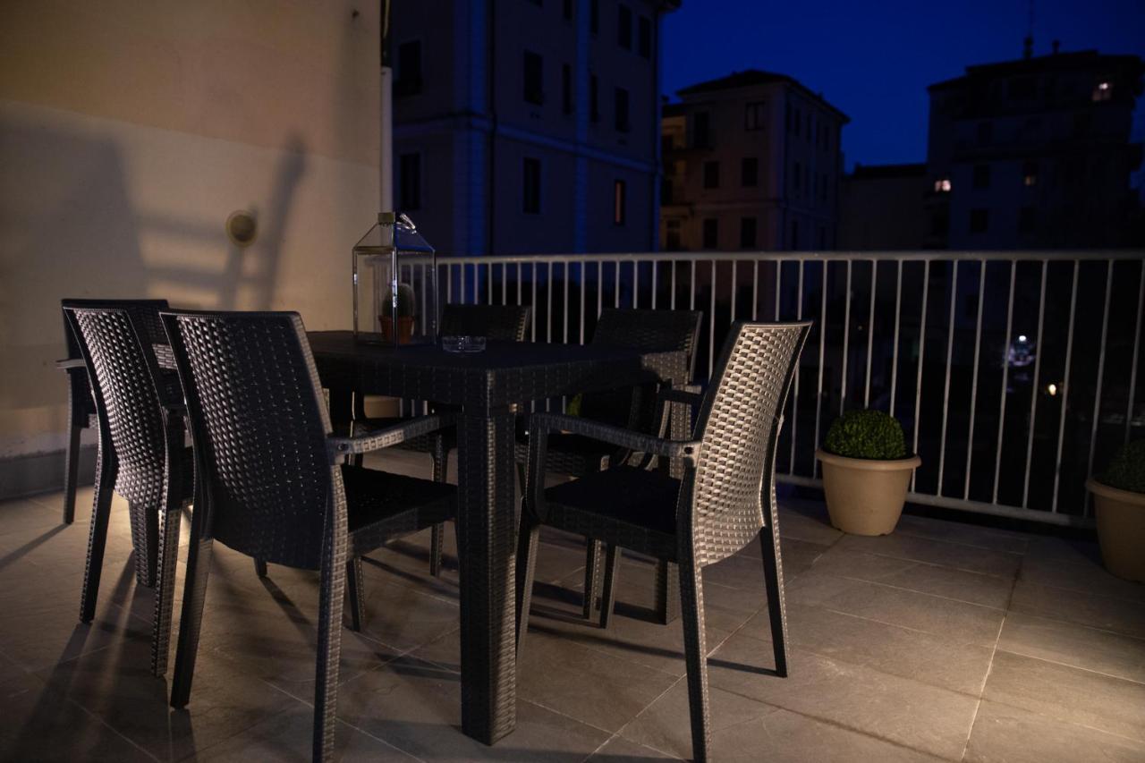 Sweet House Meda Apartment Milan Bagian luar foto